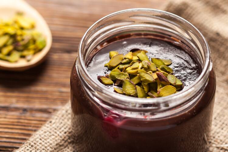 Aksam Tatlicisi Erenkoy Istanbul